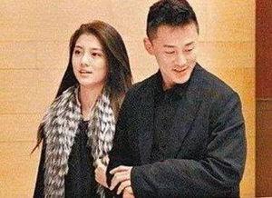 林峰夫妻吃瓜图片,甜蜜瞬间曝光引网友热议