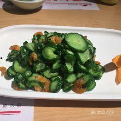 中山公园吃瓜视频,趣味横生的夏日街头一幕