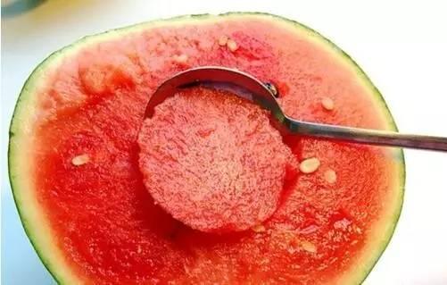 吃矮瓜便血,揭秘肠道健康与饮食关系