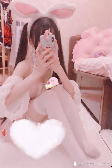 蔡萝莉吃瓜现场,揭秘娱乐圈幕后真相