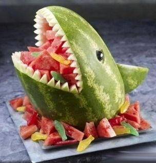 在校园里吃瓜,揭秘校园里的那些“秘密”