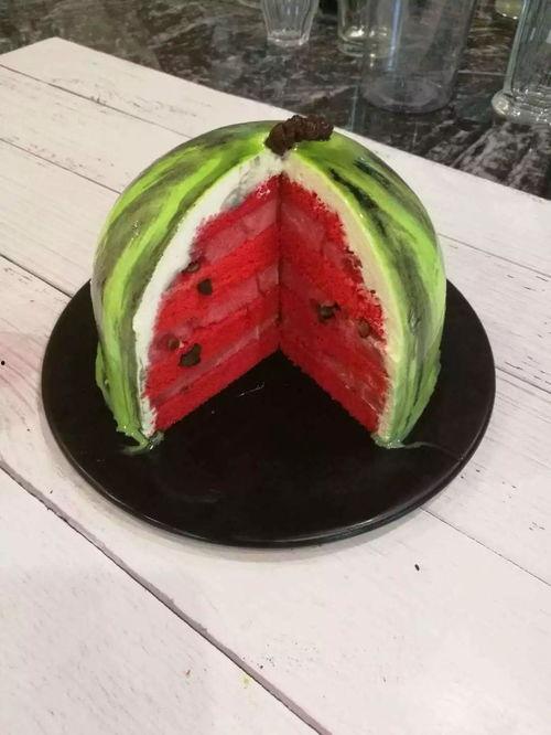 瓜哥带你吃瓜蛋糕,瓜哥带你探索美味吃瓜蛋糕之旅